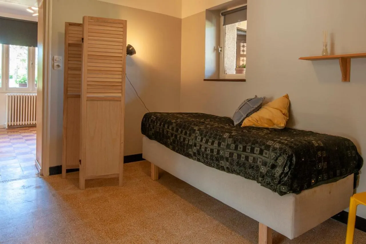 Escudes Bed and Breakfast Vigueron